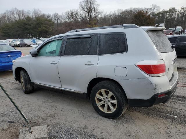5TDBK3EH6DS187282 - 2013 TOYOTA HIGHLANDER BASE Argent photo 2