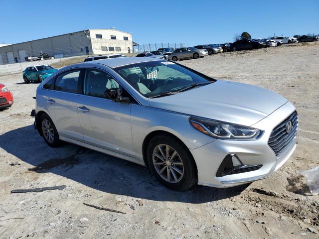 5NPE24AF3JH609193 - 2018 HYUNDAI SONATA SE SILVER photo 4