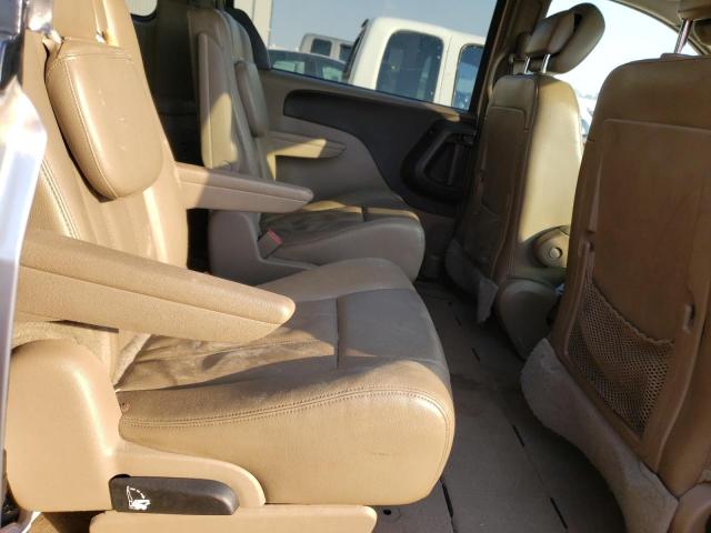 2C4RC1BG3FR560981 - 2015 CHRYSLER TOWN & COU TOURING თაფლისფერი ფოტო 11