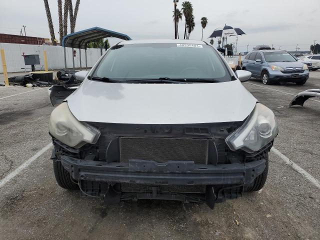 KNAFK4A68E5214353 - 2014 KIA FORTE LX SILVER photo 5