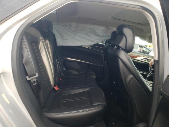 3LN6L2GK9FR627174 - 2015 LINCOLN MKZ SILVER photo 10