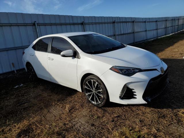 2T1BURHE3JC059505 - 2018 TOYOTA COROLLA L WHITE photo 4