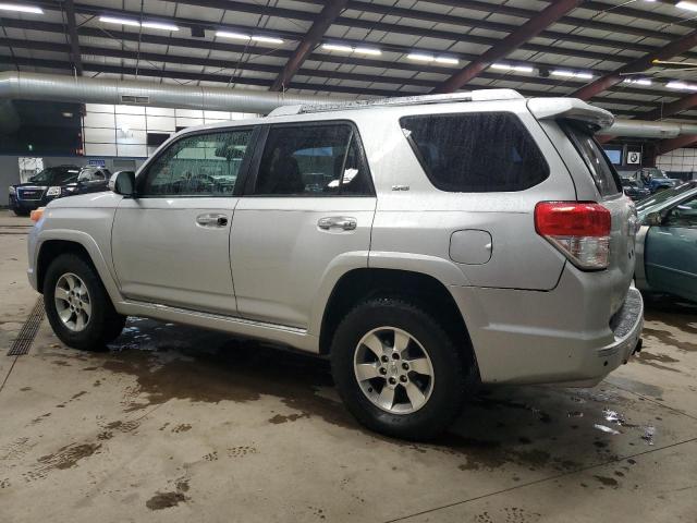 JTEBU5JR4A5009503 - 2010 TOYOTA 4RUNNER SR5 SILVER photo 2