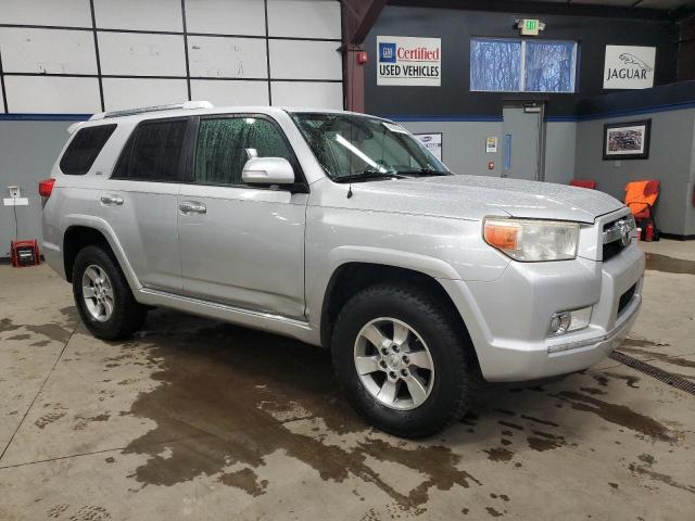 JTEBU5JR4A5009503 - 2010 TOYOTA 4RUNNER SR5 SILVER photo 4