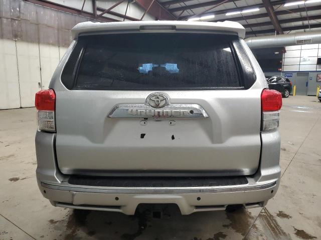 JTEBU5JR4A5009503 - 2010 TOYOTA 4RUNNER SR5 SILVER photo 6