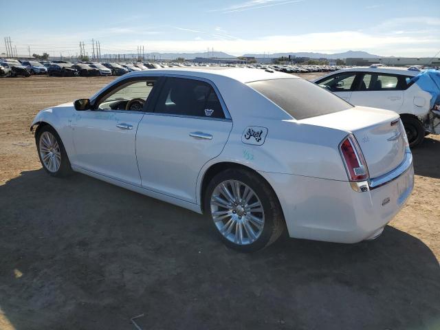 2C3CCAET8CH241838 - 2012 CHRYSLER 300C WHITE photo 2