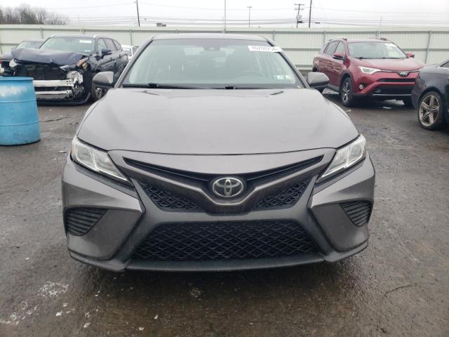 4T1B11HK5KU228052 - 2019 TOYOTA CAMRY L GRAY photo 5