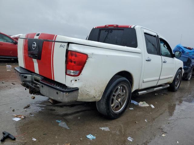 1N6AA07A15N514009 - 2005 NISSAN TITAN XE WHITE photo 3