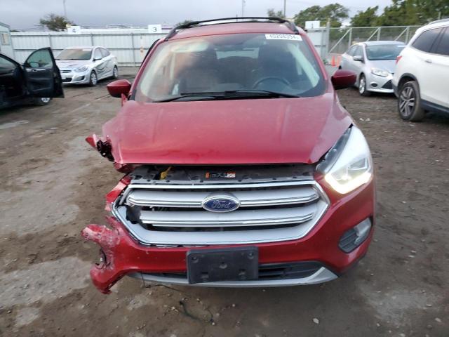 1FMCU0HD8JUB25889 - 2018 FORD ESCAPE SEL RED photo 5