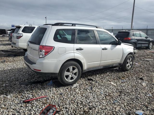 JF2SH6BC1AH912894 - 2010 SUBARU FORESTER XS Weiß Foto 3