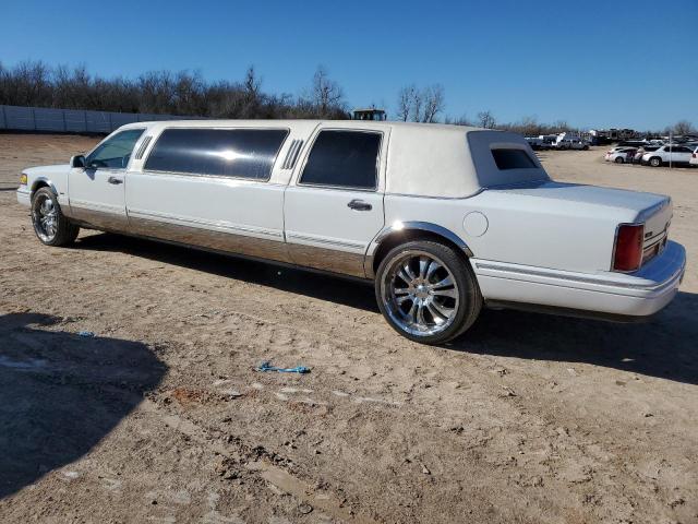 1LNLM81W6TY679244 - 1996 LINCOLN TOWN CAR EXECUTIVE WHITE photo 2