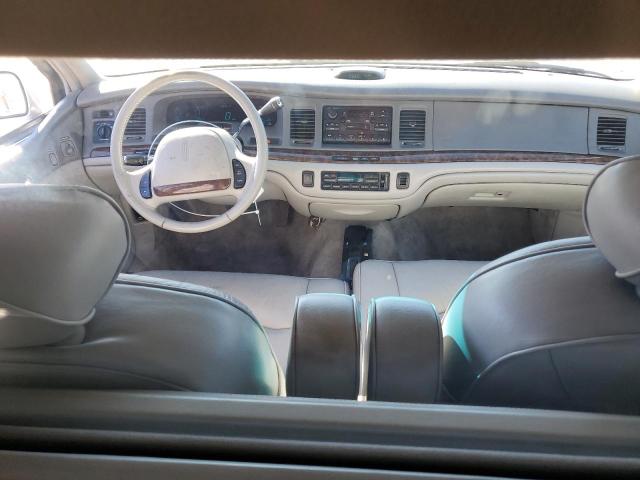 1LNLM81W6TY679244 - 1996 LINCOLN TOWN CAR EXECUTIVE WHITE photo 8