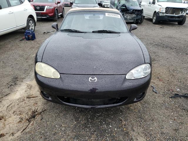JM1NB353740403449 - 2004 MAZDA MX-5 MIATA BASE PURPLE photo 5