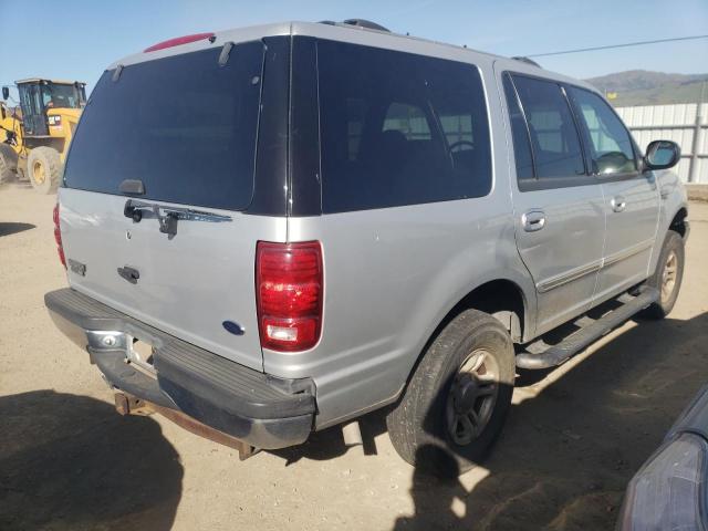 1FMPU16L3YLC03772 - 2000 FORD EXPEDITION XLT SILVER photo 3