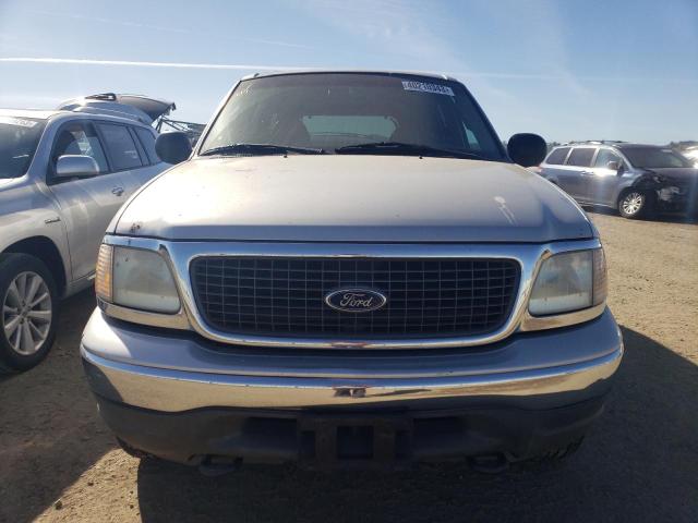 1FMPU16L3YLC03772 - 2000 FORD EXPEDITION XLT SILVER photo 5