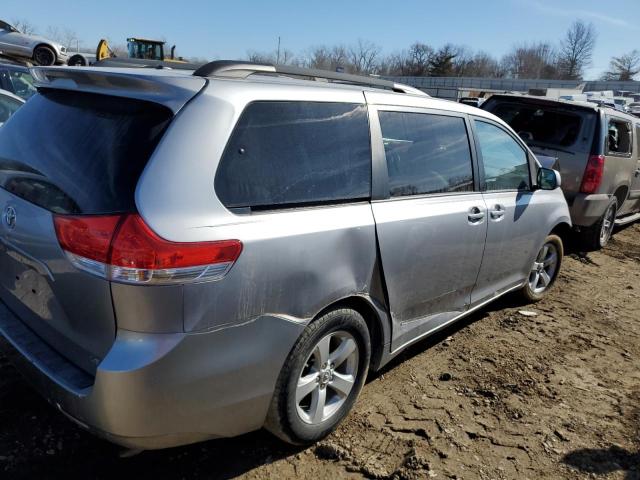 5TDKK3DC8BS037029 - 2011 TOYOTA SIENNA LE SILVER photo 3