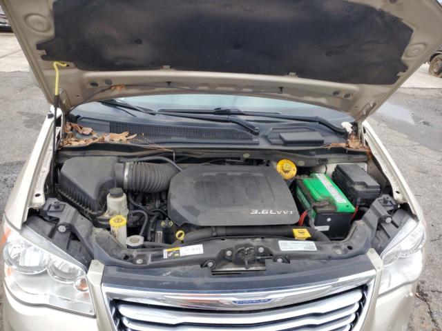 2C4RC1BG0GR173953 - 2016 CHRYSLER TOWN & COU TOURING GOLD photo 11