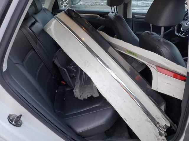 1VWDT7A3XHC085396 - 2017 VOLKSWAGEN PASSAT R-LINE Ақ фото 10