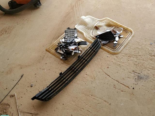 1NXBU4EE1AZ279778 - 2010 TOYOTA COROLLA BASE SILVER photo 12