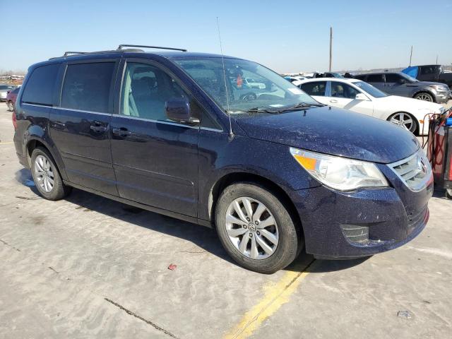 2C4RVABG1ER135106 - 2014 VOLKSWAGEN ROUTAN SE BLUE photo 4