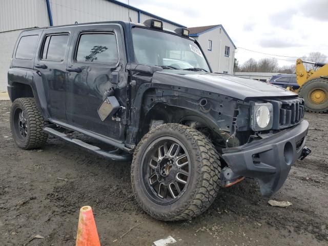 5GTDN136668175140 - 2006 HUMMER H3 BLACK photo 4