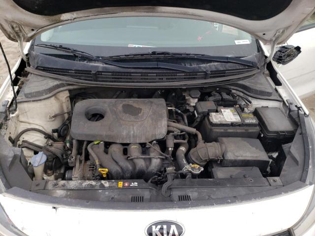 3KPA24ABXKE157700 - 2019 KIA RIO S WHITE photo 11