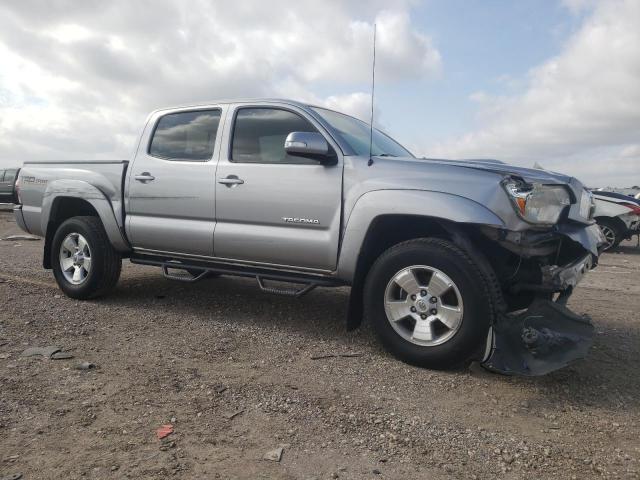 5TFJU4GNXEX054728 - 2014 TOYOTA TACOMA DOUBLE CAB PRERUNNER SILVER photo 4