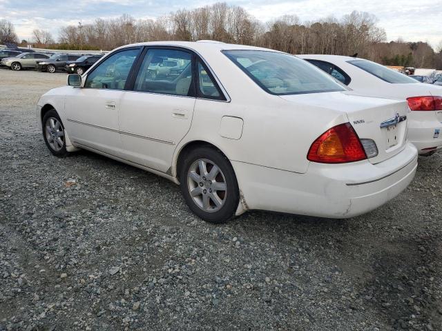 4T1BF28B82U202830 - 2002 TOYOTA AVALON XL WHITE photo 2