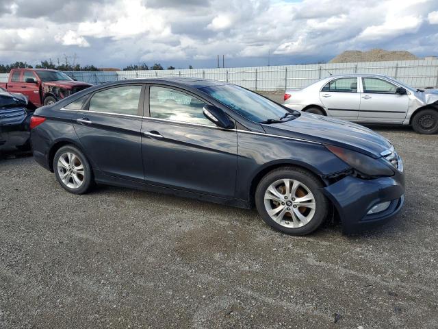 5NPEC4AC2BH143051 - 2011 HYUNDAI SONATA SE BLUE photo 4