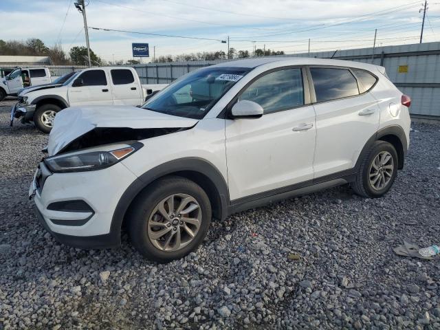 KM8J23A43JU651453 - 2018 HYUNDAI TUCSON SE WHITE photo 1