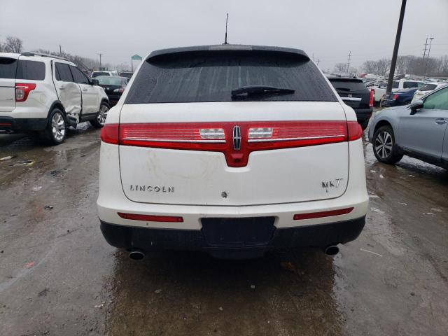 2LMHJ5AT6KBL01220 - 2019 LINCOLN MKT WHITE photo 6