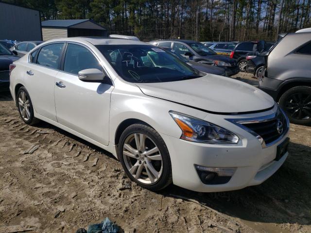 1N4BL3AP2EC126532 - 2014 NISSAN ALTIMA 3.5S WHITE photo 4