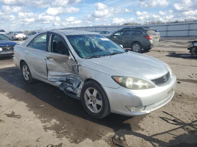 4T1BE32K65U079924 - 2005 TOYOTA CAMRY LE SILVER photo 4