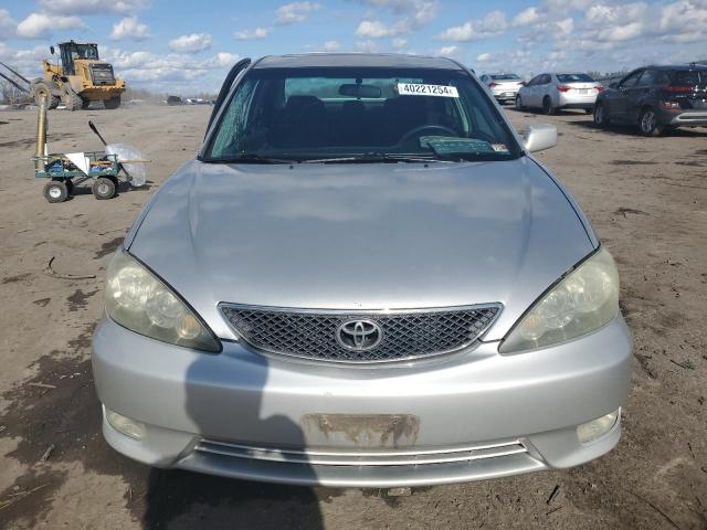 4T1BE32K65U079924 - 2005 TOYOTA CAMRY LE SILVER photo 5