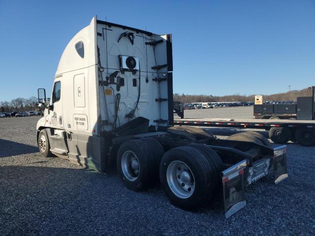 3AKJGLD56FSGG5253 - 2015 FREIGHTLINER CASCADIA 1 WHITE photo 3