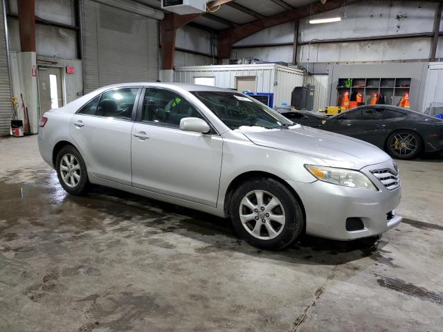 4T1BF3EK3BU681328 - 2011 TOYOTA CAMRY BASE SILVER photo 4