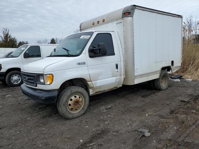 1FDWE35L95HA36581 - 2005 FORD ECONOLINE E350 SUPER DUTY CUTAWAY VAN WHITE photo 1