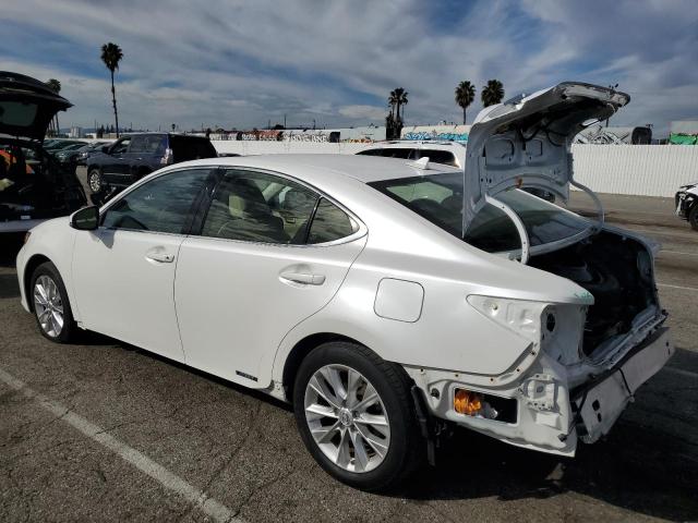 JTHBW1GG2E2048657 - 2014 LEXUS ES 300H WHITE photo 2