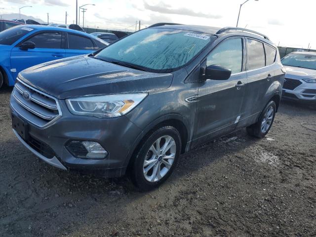 1FMCU0GD0HUB44481 - 2017 FORD ESCAPE SE GRAY photo 1