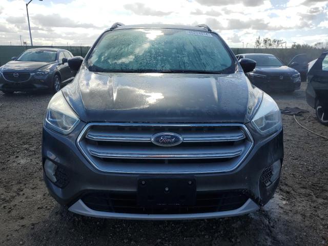 1FMCU0GD0HUB44481 - 2017 FORD ESCAPE SE GRAY photo 5