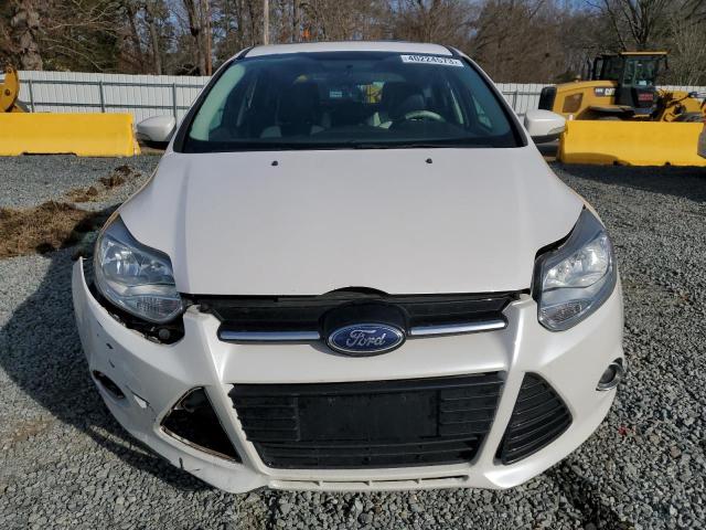 1FADP3N23DL176916 - 2013 FORD FOCUS TITANIUM WHITE photo 5