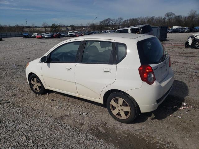 KL1TD66E79B671648 - 2009 CHEVROLET AVEO LS WHITE photo 2