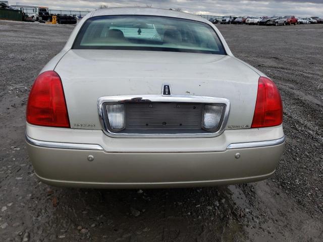 1LNHM83W94Y668808 - 2004 LINCOLN TOWN CAR ULTIMATE BEIGE photo 6