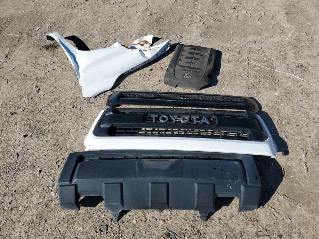 5TFEY5F18EX165269 - 2014 TOYOTA TUNDRA CREWMAX SR5 WHITE photo 12