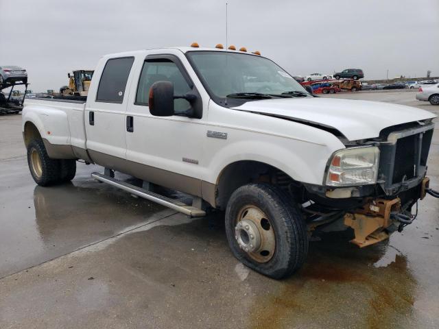 1FTWW33P95EC11422 - 2005 FORD F350 SUPER DUTY WHITE photo 4