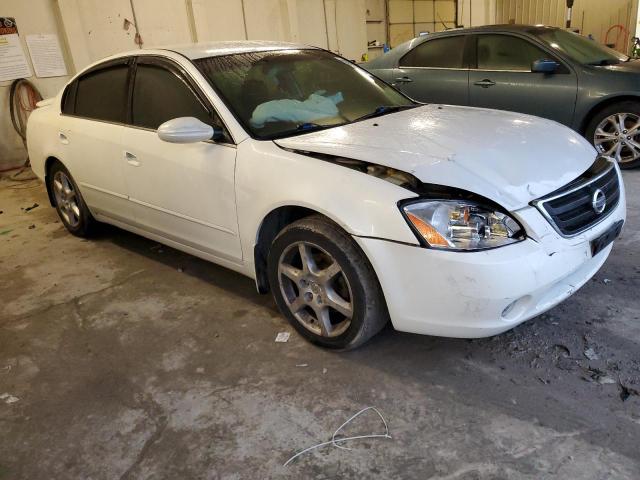 1N4BL11D52C270078 - 2002 NISSAN ALTIMA SE WHITE photo 4