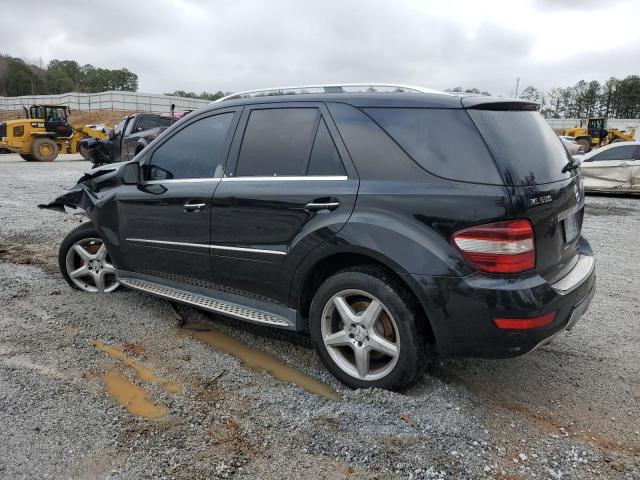 4JGBB72E79A462529 - 2009 MERCEDES-BENZ ML 550 BLACK photo 2