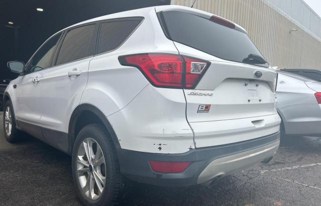 1FMCU0GD8KUB81883 - 2019 FORD ESCAPE SE WHITE photo 3