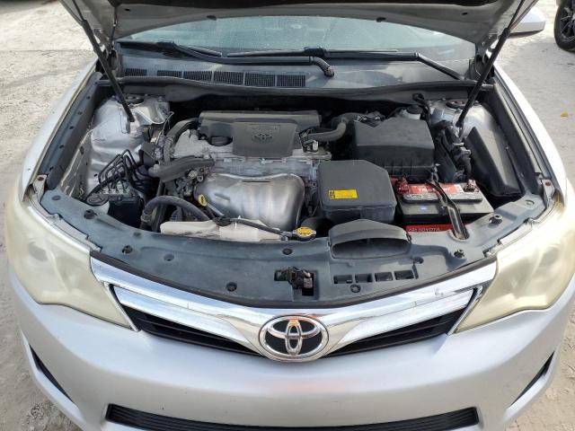 4T1BF1FK3CU164146 - 2012 TOYOTA CAMRY BASE SILVER photo 11