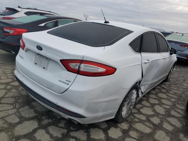 3FA6P0LU0GR305597 - 2016 FORD FUSION SE HYBRID WHITE photo 3